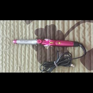 Bed head curling iron