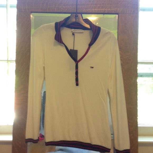 Tommy Hilfiger sweater