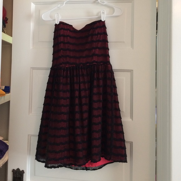 Daytrip strapless dress