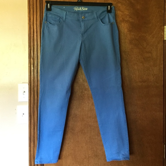 Old Navy light blue "The Rockstar"skinny jeans