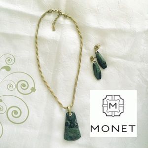 Monet necklace set