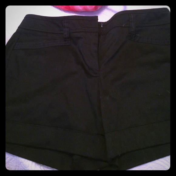 White House black market black shorts
