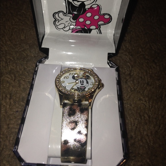 Minnie Mouse watch