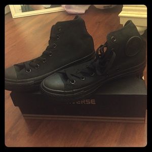 all black high top converse
