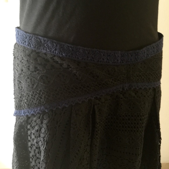 Free People Black and Navy Lace Skirt 😍