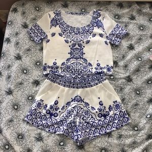 Blue and white china print set, shorts &crop top