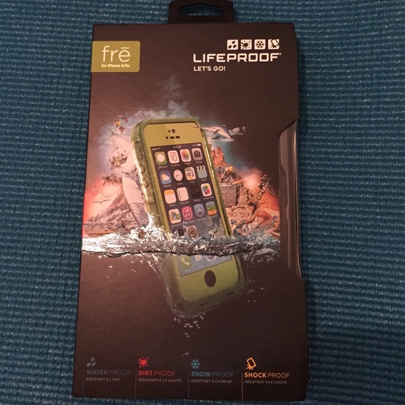 Green Lifeproof iPhone 5/5s frē case