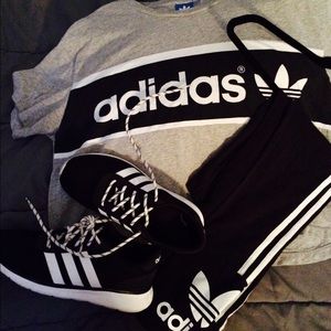 Complete Adidas workout outfit 😍