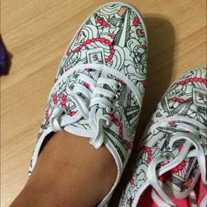 White & Pink canvas shoes!