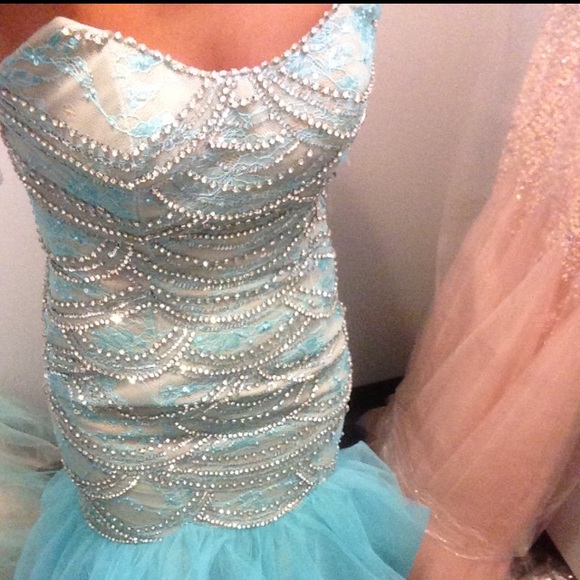 Sherri Hill prom dress