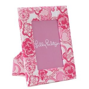 NWT Lilly Pulitzer Phi Mu Frame