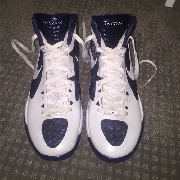 2011 Nike HyperDunk Basketball Shoes