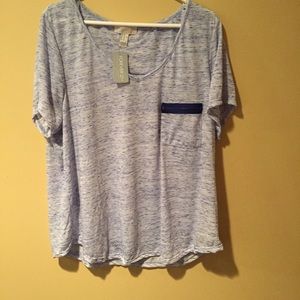 Forever 21 tshirt with pocket detail