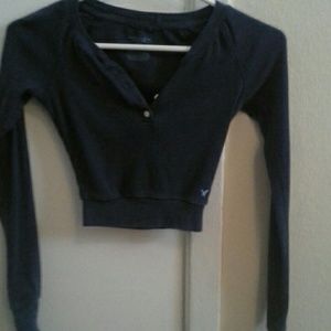 Long sleeve crop top