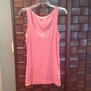 Pink tank top