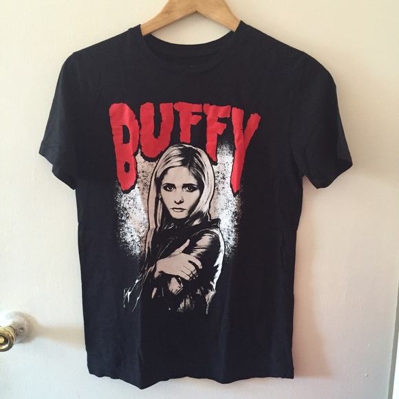 buffy -tee.