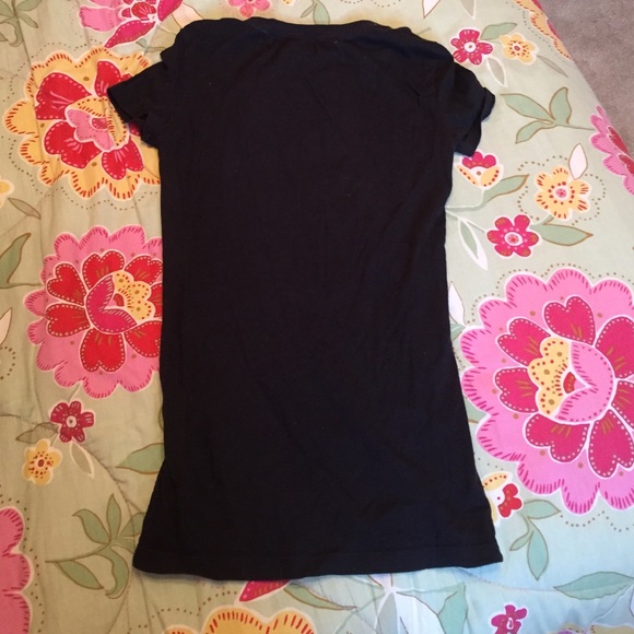 T shirt - Picture 2 of 3