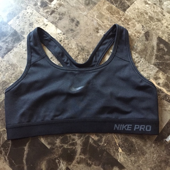 Nike pro black sports bra
