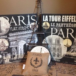 Parisian wall hangings