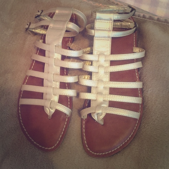 Sam Edelman sandals. never worn!