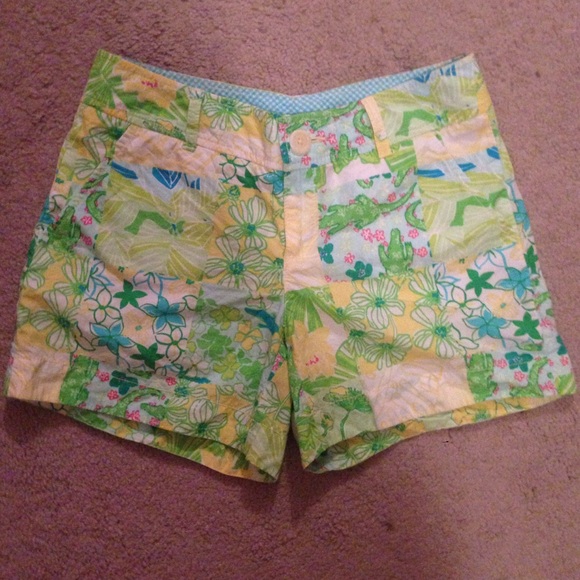 EUC Lilly Pulitzer Gator Patch Callahans, size 6-8