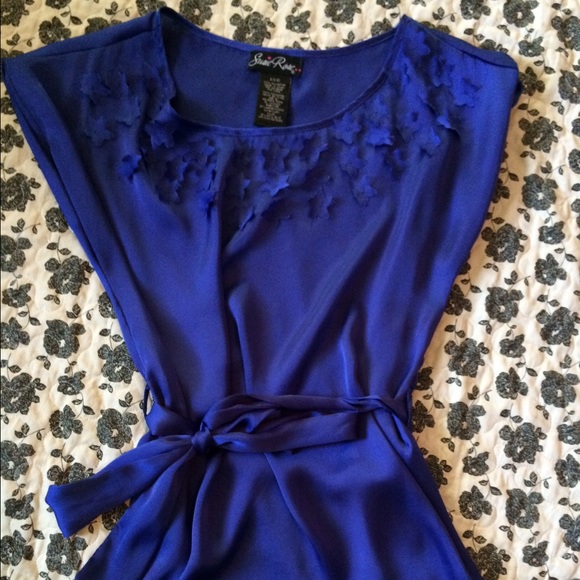 Susie Rose blue top w/flowers S 3/5