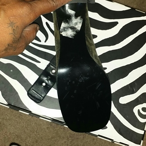 CAMOUFLAGE HEELS - Picture 3 of 4