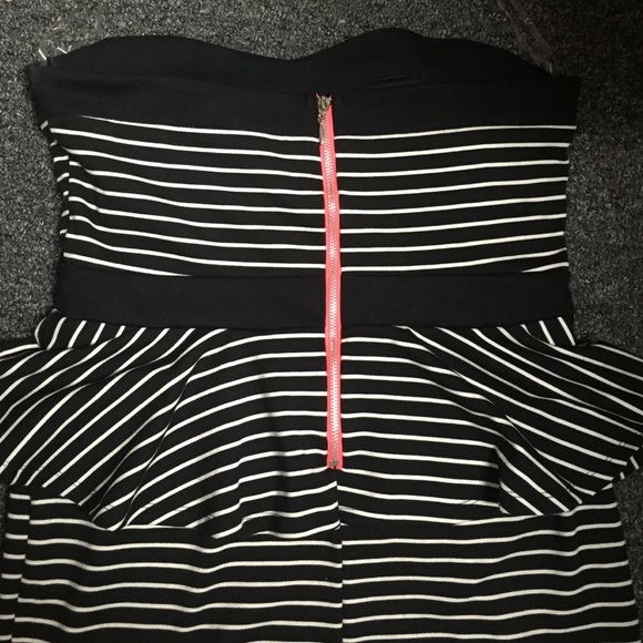 Stripped Peplum Dress - Picture 2 of 3