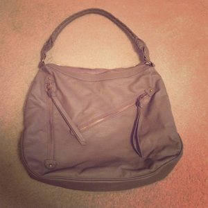 Grey zipper design tote!