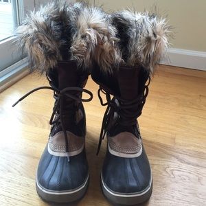 Sorrel waterproof snow boots