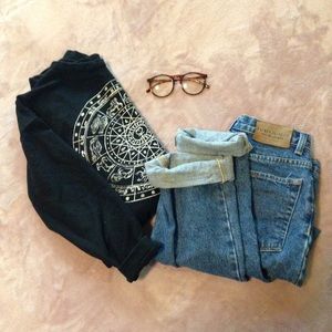 urban outfitters zodiac pullover