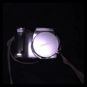 Fujifilm s3000