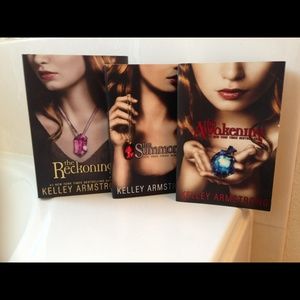 Kelley Armstrong The Awakening The Summoning