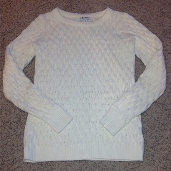 Great condition womens sweater.