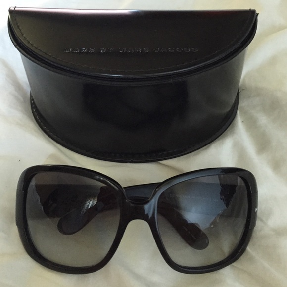Marc by Marc Jacobs Accessories - Marc by Marc Jacobs Sunglasses in Black