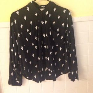 Black and white long sleeve cactus button up