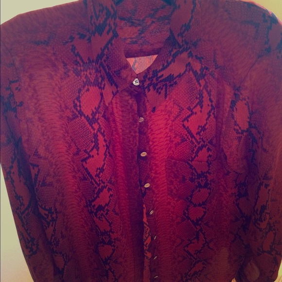 Vince Camuto chiffon top