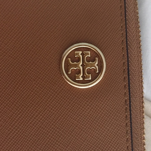 Tori burch wristlet - Picture 3 of 4