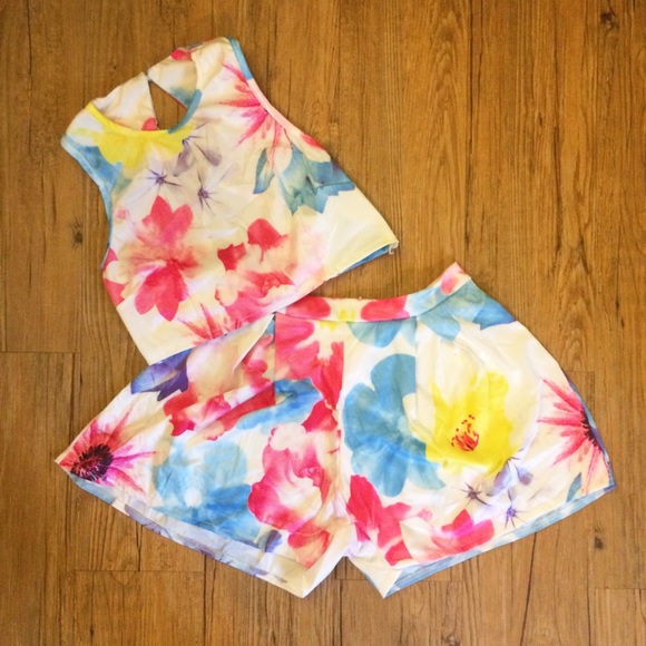 **Brand New** Floral Short Set