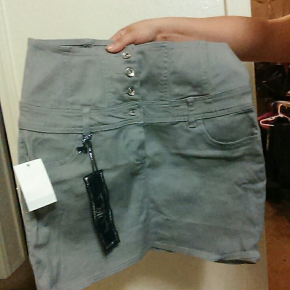 High wasted skirt
