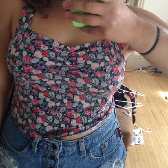 Cropped tank top