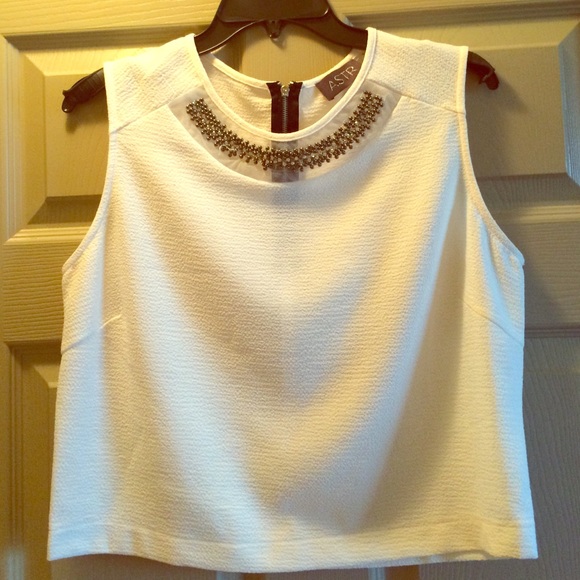 ASTR White Crop Top Shirt