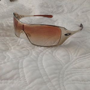 Womens oakley sunglasses