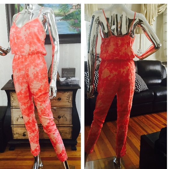 Spaghetti straps jumpsuit