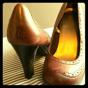 Brown Leather Pumps