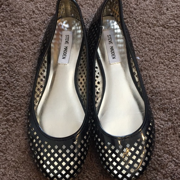 NWOT Steve Madden flats