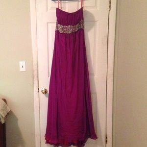 Long, strapless dress with beaded "belt".