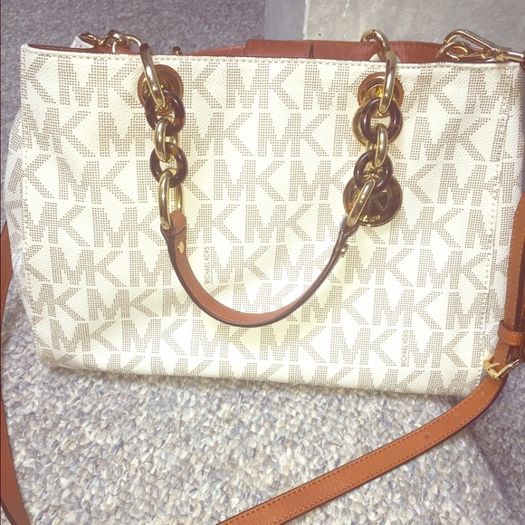 MICHAEL KORS- LOGO SATCHEL/CROSS BODY STRAP