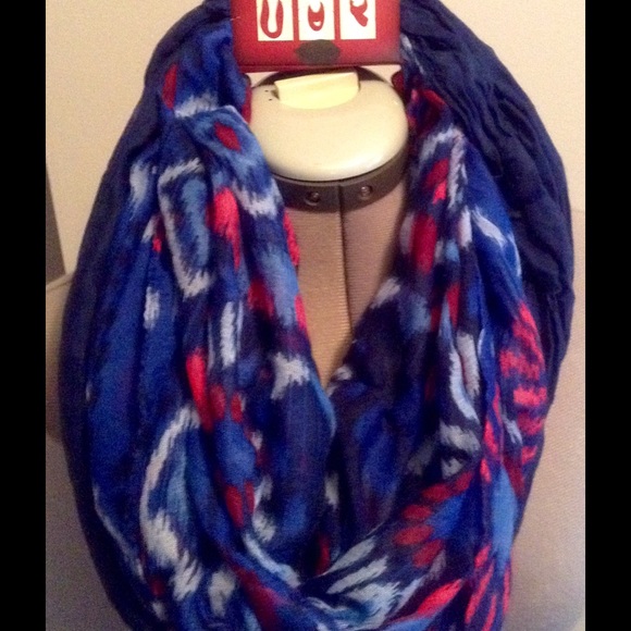 Faded Glory Accessories - NWT INFINITY SCARF