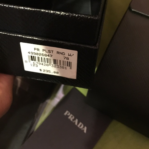 Prada sunglasses - Picture 3 of 4